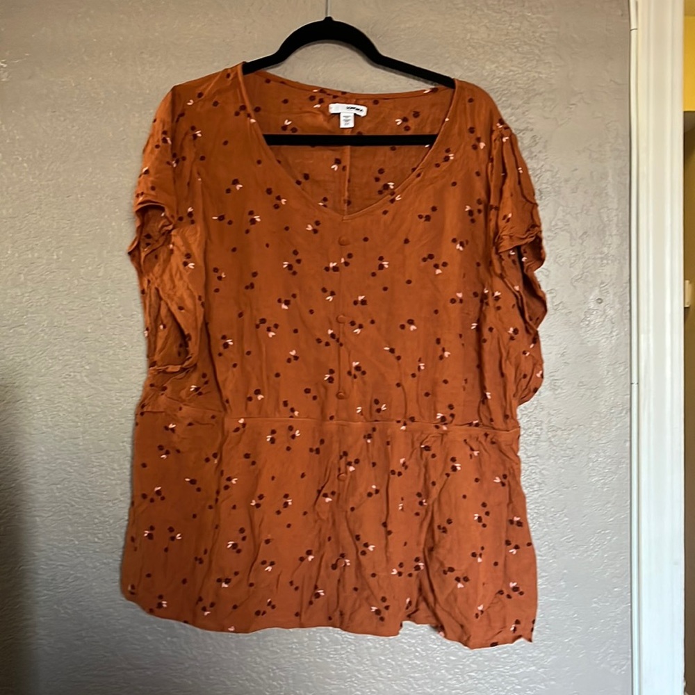 Wide Arm Short Sleeve Blouse